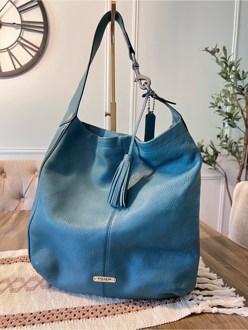 Coach Avery Hobo Leather Shoulder Bag